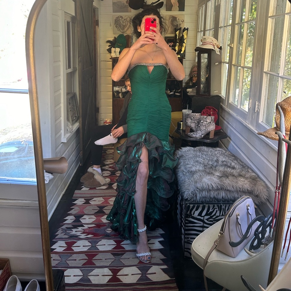 Alyce designs prom dress size 4